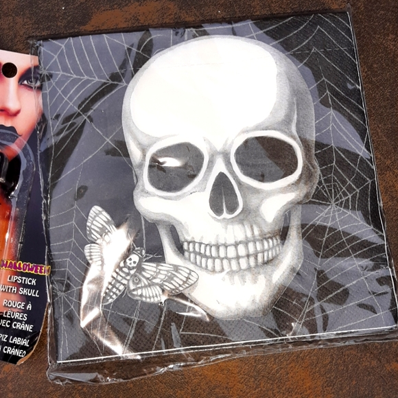 Skull Bundle NWT - Picture 2 of 4